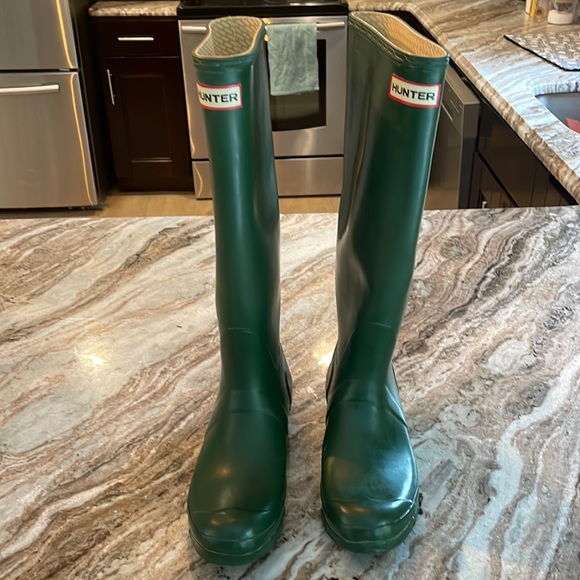 Hunter Shoes - TALL HUNTER BOOTS!